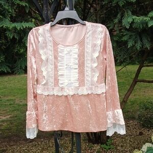 Crushed Velvet Pink Lace Trim Top Sz S. NWOT. Fairycore Cottagecore Feminine